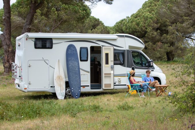 Autocaravana para principiantes Guía completa para viajar en autocaravana por Europa y saber dónde aparcar