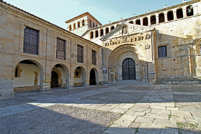 Viajar a Santillana del Mar en autocaravana